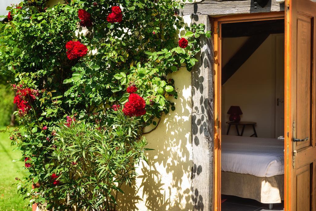 Masoe Des Chatards Neuilly-le-Réal エクステリア 写真